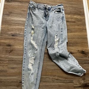 Women's Distressed Loose Fit High Waist Denim Jeans